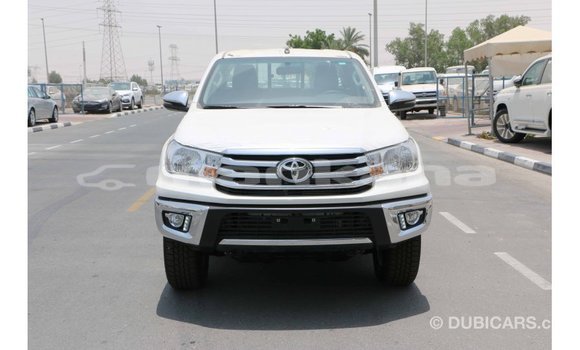 Buy Import Toyota Hilux White Car in Import - Dubai in Abhasia Buy Import Toyota Hilux White Car in Import - Dubai in Abhasia
