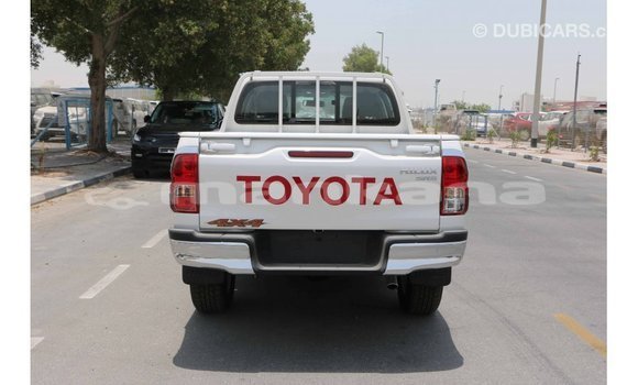 Buy Import Toyota Hilux White Car in Import - Dubai in Abhasia Buy Import Toyota Hilux White Car in Import - Dubai in Abhasia