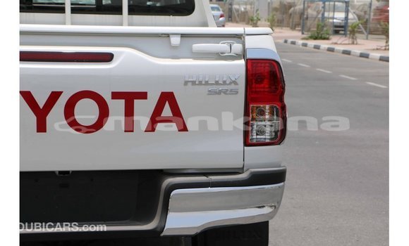 Buy Import Toyota Hilux White Car in Import - Dubai in Abhasia Buy Import Toyota Hilux White Car in Import - Dubai in Abhasia