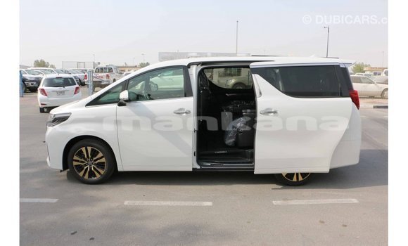 Buy Import Toyota Alphard White Car in Import - Dubai in Abhasia Buy Import Toyota Alphard White Car in Import - Dubai in Abhasia