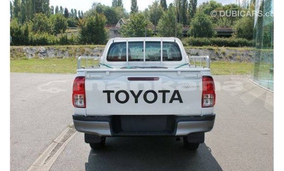 Buy Import Toyota Hilux White Car in Import - Dubai in Abhasia Buy Import Toyota Hilux White Car in Import - Dubai in Abhasia