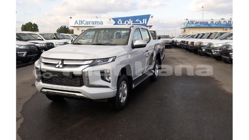 Big with watermark mitsubishi l200 abhasia import dubai 2392
