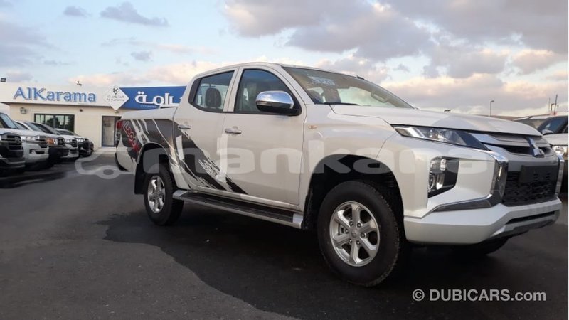 Big with watermark mitsubishi l200 abhasia import dubai 2392