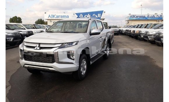 Buy Import Mitsubishi L200 White Car in Import - Dubai in Abhasia Buy Import Mitsubishi L200 White Car in Import - Dubai in Abhasia