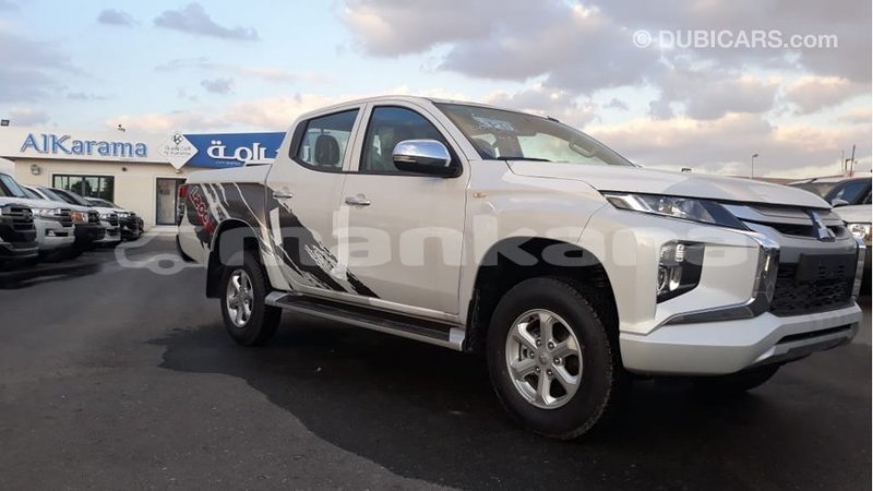 Big with watermark mitsubishi l200 abhasia import dubai 2393