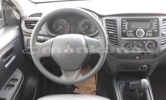 Buy Import Mitsubishi L200 White Car in Import - Dubai in Abhasia Buy Import Mitsubishi L200 White Car in Import - Dubai in Abhasia