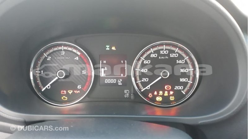 Big with watermark mitsubishi l200 abhasia import dubai 2393