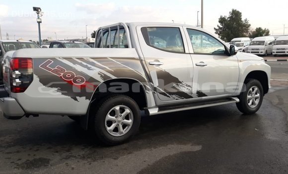 Buy Import Mitsubishi L200 White Car in Import - Dubai in Abhasia Buy Import Mitsubishi L200 White Car in Import - Dubai in Abhasia