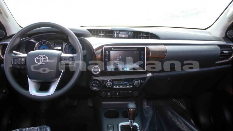 Big with watermark toyota hilux abhasia import dubai 2395