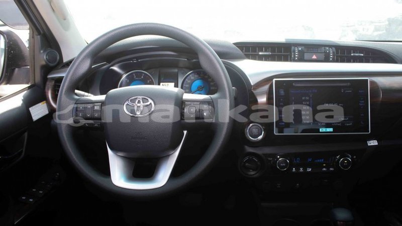 Big with watermark toyota hilux abhasia import dubai 2395