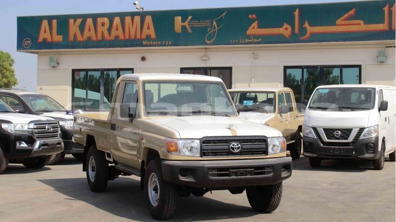 Big with watermark toyota land cruiser abhasia import dubai 2396