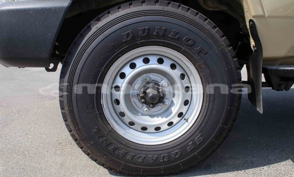 Buy Import Toyota Land Cruiser Beige Car in Import - Dubai in Abhasia Buy Import Toyota Land Cruiser Beige Car in Import - Dubai in Abhasia