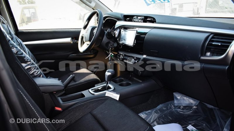 Big with watermark toyota hilux abhasia import dubai 2397