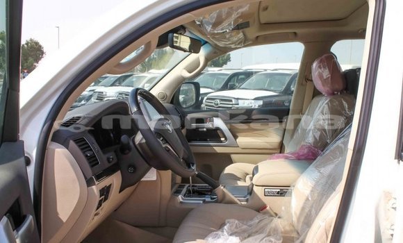 Buy Import Toyota Land Cruiser White Car in Import - Dubai in Abhasia Buy Import Toyota Land Cruiser White Car in Import - Dubai in Abhasia