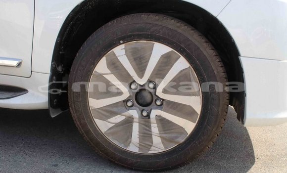 Buy Import Toyota Land Cruiser White Car in Import - Dubai in Abhasia Buy Import Toyota Land Cruiser White Car in Import - Dubai in Abhasia