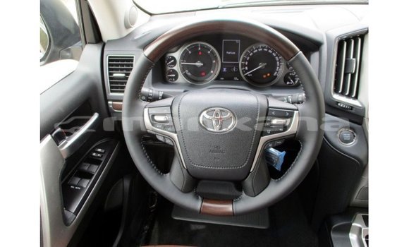 Buy Import Toyota Land Cruiser Black Car in Import - Dubai in Abhasia Buy Import Toyota Land Cruiser Black Car in Import - Dubai in Abhasia
