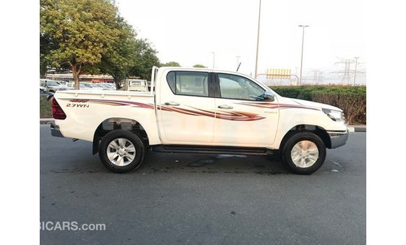 Buy Import Toyota Hilux White Car in Import - Dubai in Abhasia Buy Import Toyota Hilux White Car in Import - Dubai in Abhasia