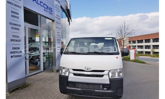 Buy Import Toyota Hiace White Car in Import - Dubai in Abhasia Buy Import Toyota Hiace White Car in Import - Dubai in Abhasia