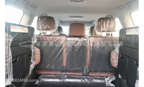 Buy Import Toyota Land Cruiser Black Car in Import - Dubai in Abhasia Buy Import Toyota Land Cruiser Black Car in Import - Dubai in Abhasia