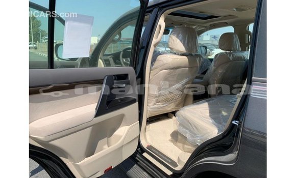 Buy Import Toyota Land Cruiser Black Car in Import - Dubai in Abhasia Buy Import Toyota Land Cruiser Black Car in Import - Dubai in Abhasia
