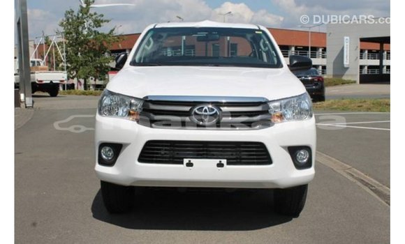 Buy Import Toyota Hilux White Car in Import - Dubai in Abhasia Buy Import Toyota Hilux White Car in Import - Dubai in Abhasia