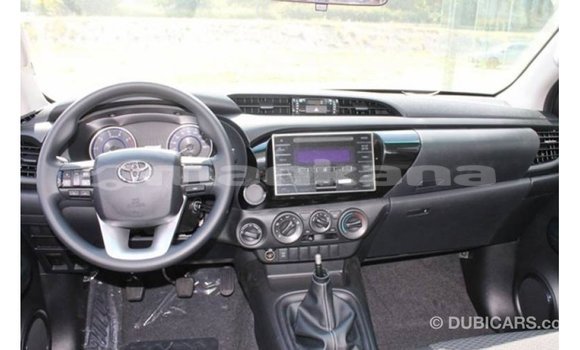 Buy Import Toyota Hilux White Car in Import - Dubai in Abhasia Buy Import Toyota Hilux White Car in Import - Dubai in Abhasia