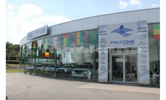 Buy Import Toyota Hilux White Car in Import - Dubai in Abhasia Buy Import Toyota Hilux White Car in Import - Dubai in Abhasia