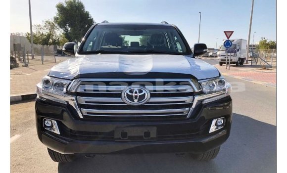 Buy Import Toyota Land Cruiser Black Car in Import - Dubai in Abhasia Buy Import Toyota Land Cruiser Black Car in Import - Dubai in Abhasia