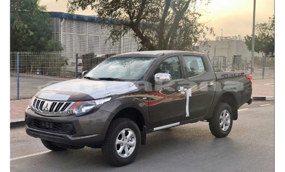 Buy Import Mitsubishi L200 Brown Car in Import - Dubai in Abhasia Buy Import Mitsubishi L200 Brown Car in Import - Dubai in Abhasia