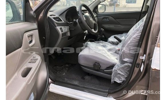 Buy Import Mitsubishi L200 Brown Car in Import - Dubai in Abhasia Buy Import Mitsubishi L200 Brown Car in Import - Dubai in Abhasia