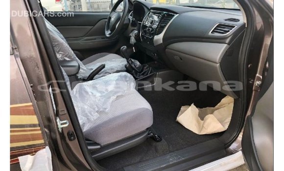 Buy Import Mitsubishi L200 Brown Car in Import - Dubai in Abhasia Buy Import Mitsubishi L200 Brown Car in Import - Dubai in Abhasia