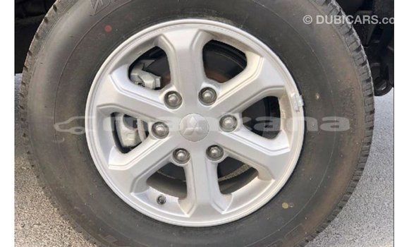 Buy Import Mitsubishi L200 Brown Car in Import - Dubai in Abhasia Buy Import Mitsubishi L200 Brown Car in Import - Dubai in Abhasia