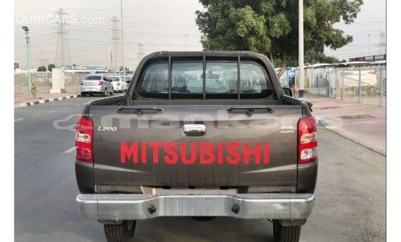 Buy Import Mitsubishi L200 Brown Car in Import - Dubai in Abhasia Buy Import Mitsubishi L200 Brown Car in Import - Dubai in Abhasia