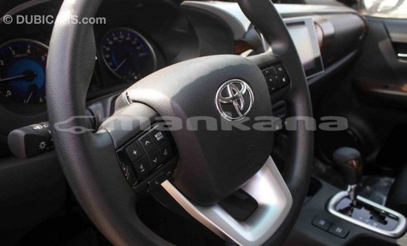Buy Import Toyota Hilux White Car in Import - Dubai in Abhasia Buy Import Toyota Hilux White Car in Import - Dubai in Abhasia