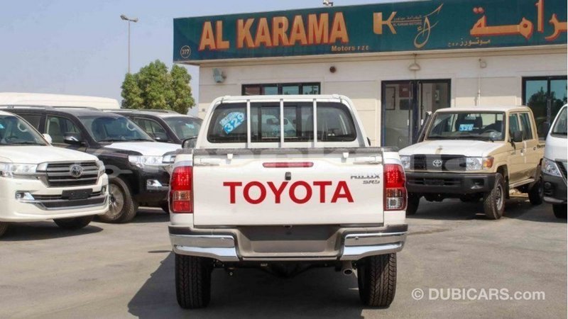 Big with watermark toyota hilux abhasia import dubai 2462