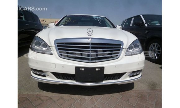 Buy Import Mercedes-Benz 190 White Car in Import - Dubai in Abhasia Buy Import Mercedes-Benz 190 White Car in Import - Dubai in Abhasia