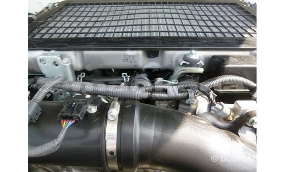 Buy Import Toyota Land Cruiser White Car in Import - Dubai in Abhasia Buy Import Toyota Land Cruiser White Car in Import - Dubai in Abhasia