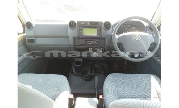 Buy Import Toyota Land Cruiser Beige Car in Import - Dubai in Abhasia Buy Import Toyota Land Cruiser Beige Car in Import - Dubai in Abhasia