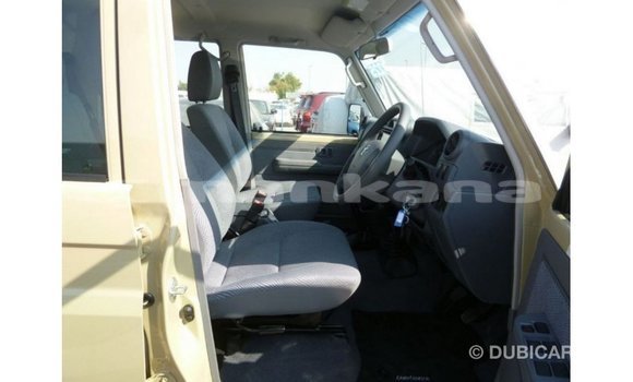 Buy Import Toyota Land Cruiser Beige Car in Import - Dubai in Abhasia Buy Import Toyota Land Cruiser Beige Car in Import - Dubai in Abhasia