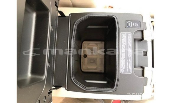 Buy Import Toyota Land Cruiser Black Car in Import - Dubai in Abhasia Buy Import Toyota Land Cruiser Black Car in Import - Dubai in Abhasia