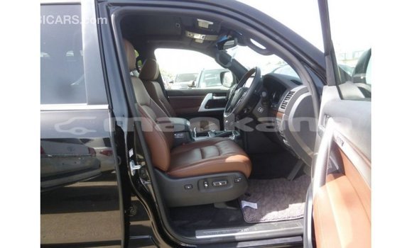 Buy Import Toyota Land Cruiser Black Car in Import - Dubai in Abhasia Buy Import Toyota Land Cruiser Black Car in Import - Dubai in Abhasia