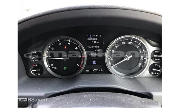 Buy Import Toyota Land Cruiser White Car in Import - Dubai in Abhasia Buy Import Toyota Land Cruiser White Car in Import - Dubai in Abhasia