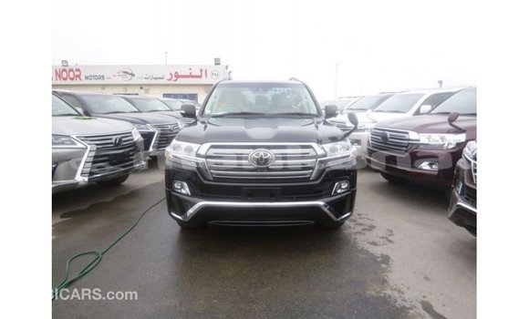 Buy Import Toyota Land Cruiser Black Car in Import - Dubai in Abhasia Buy Import Toyota Land Cruiser Black Car in Import - Dubai in Abhasia