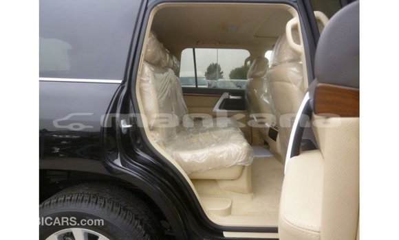Buy Import Toyota Land Cruiser Black Car in Import - Dubai in Abhasia Buy Import Toyota Land Cruiser Black Car in Import - Dubai in Abhasia