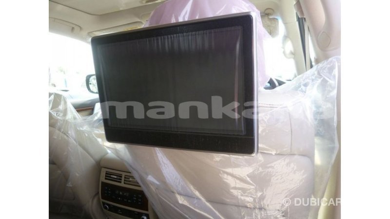 Big with watermark toyota land cruiser abhasia import dubai 2507