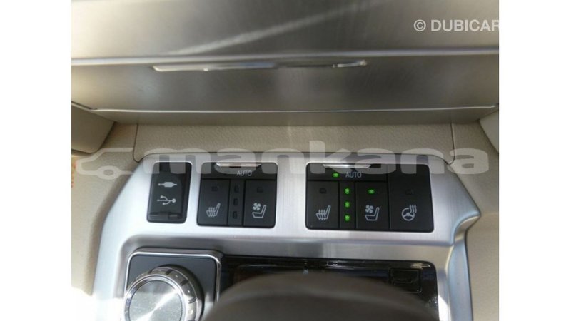 Big with watermark toyota land cruiser abhasia import dubai 2507