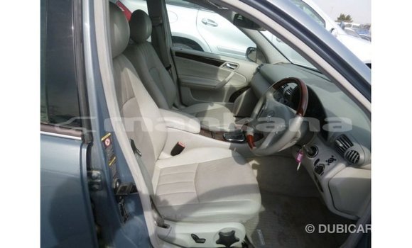 Buy Import Mercedes-Benz 190 Blue Car in Import - Dubai in Abhasia Buy Import Mercedes-Benz 190 Blue Car in Import - Dubai in Abhasia