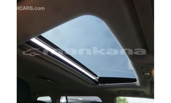 Buy Import Toyota Land Cruiser White Car in Import - Dubai in Abhasia Buy Import Toyota Land Cruiser White Car in Import - Dubai in Abhasia