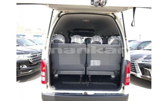 Buy Import Toyota Hiace White Car in Import - Dubai in Abhasia Buy Import Toyota Hiace White Car in Import - Dubai in Abhasia