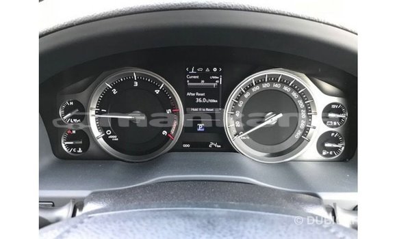 Buy Import Toyota Land Cruiser White Car in Import - Dubai in Abhasia Buy Import Toyota Land Cruiser White Car in Import - Dubai in Abhasia